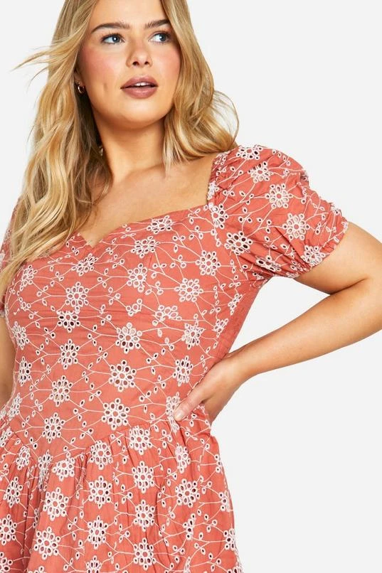BOOHOO Plus Broderie Puff Sleeve Tiered Mini Dress 4 BOOHOO Plus Broderie Puff Sleeve Tiered Mini Dress - Image 4
