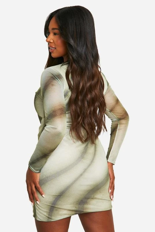 BOOHOO Plus Printed Mesh Ruched Bodycon Dress 2 BOOHOO Plus Printed Mesh Ruched Bodycon Dress - Image 2