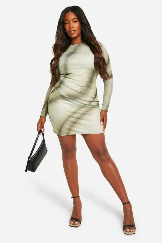 BOOHOO Plus Printed Mesh Ruched Bodycon Dress 3 BOOHOO Plus Printed Mesh Ruched Bodycon Dress - Image 3