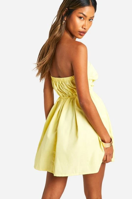 BOOHOO Ruched Bandeau Mini Dress 2 BOOHOO Ruched Bandeau Mini Dress - Image 2