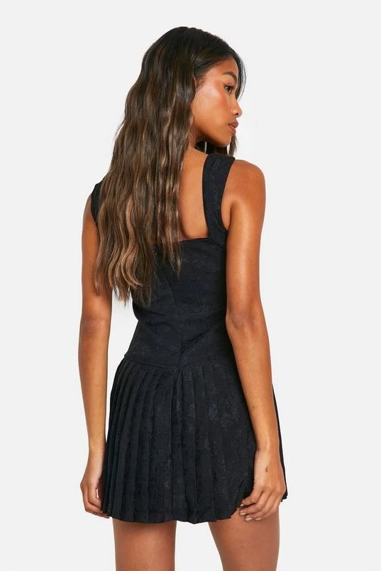 BOOHOO Jaquard Pleated Hem Shift Dress 2 BOOHOO Jaquard Pleated Hem Shift Dress - Image 2