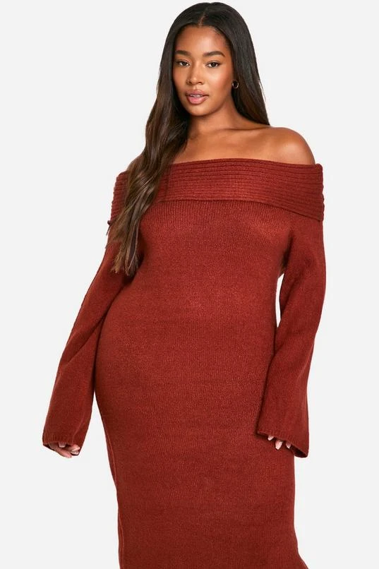 BOOHOO Plus Premium Oversized Rib Off The Shoulder Neckline Soft Knit Sweater Dress 4 BOOHOO Plus Premium Oversized Rib Off The Shoulder Neckline Soft Knit Sweater Dress - Image 4