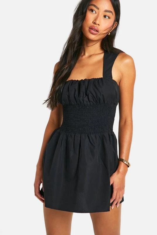 BOOHOO Shirred Waist Smock Dress 3 BOOHOO Shirred Waist Smock Dress - Image 3