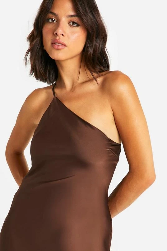 BOOHOO Satin Asymmetric Strap Maxi Dress 4 BOOHOO Satin Asymmetric Strap Maxi Dress - Image 4
