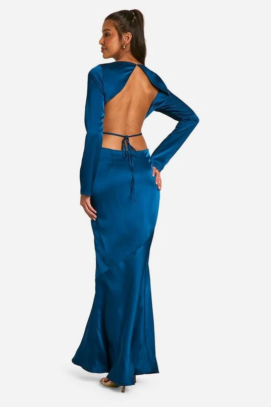 BOOHOO Satin Tie Back Maxi Dress 2 BOOHOO Satin Tie Back Maxi Dress - Image 2