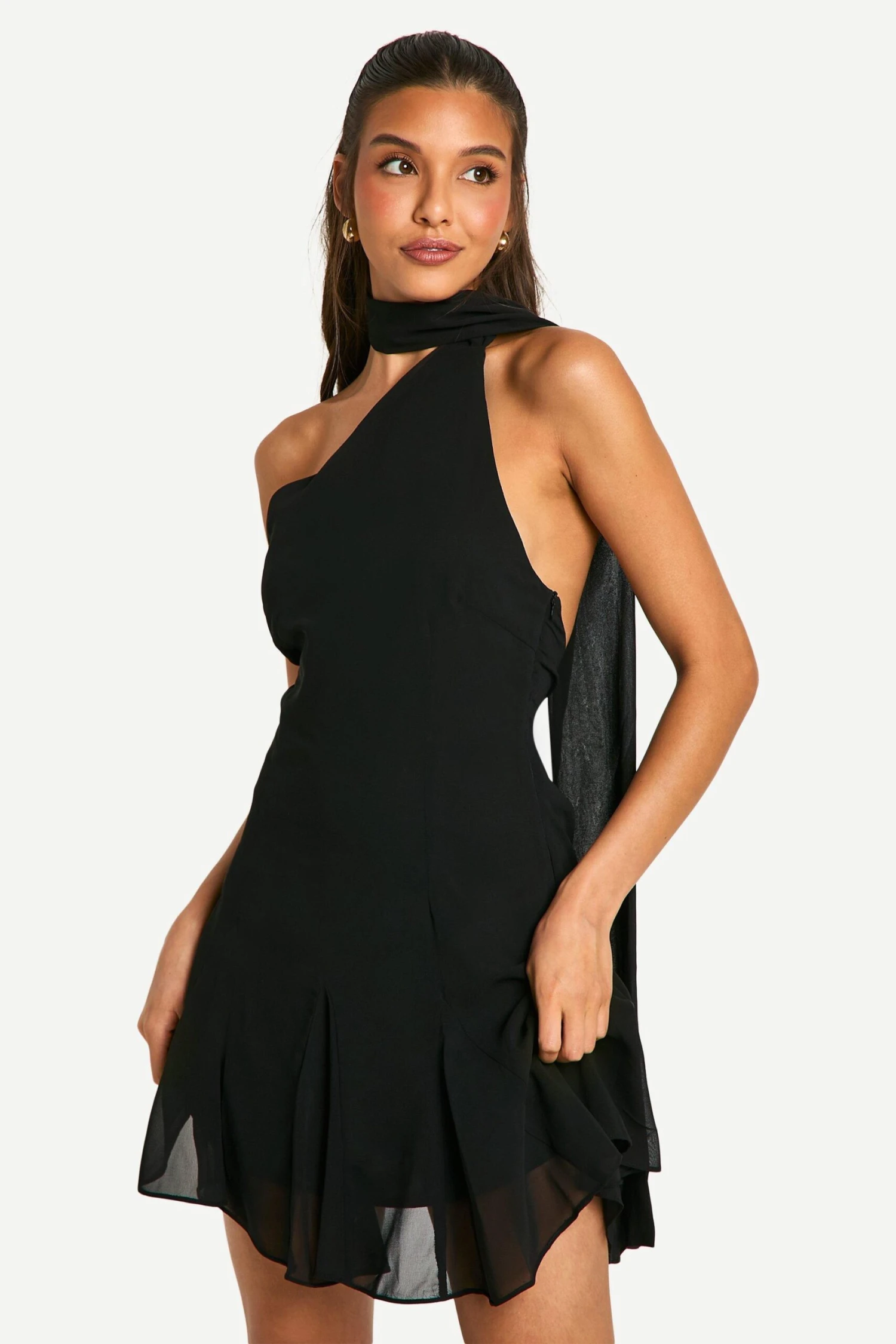 BOOHOO Chiffon Assymteric Godet Seam Mini Dress 5 BOOHOO Chiffon Assymteric Godet Seam Mini Dress - Image 5