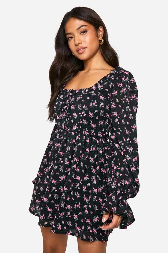 BOOHOO Petite Ditsy Floral Volume Sleeve Skater Dress 1 BOOHOO Petite Ditsy Floral Volume Sleeve Skater Dress