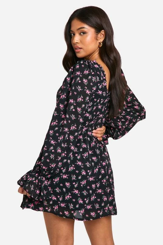 BOOHOO Petite Ditsy Floral Volume Sleeve Skater Dress 2 BOOHOO Petite Ditsy Floral Volume Sleeve Skater Dress - Image 2