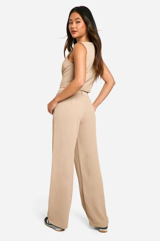 BOOHOO Wide Leg Relaxed Fit Dress Pants 2 BOOHOO Wide Leg Relaxed Fit Dress Pants - Image 2