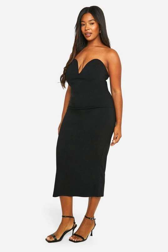 BOOHOO Plus Woven Stretch Deep Plunge Column Midi Dress 3 BOOHOO Plus Woven Stretch Deep Plunge Column Midi Dress - Image 3