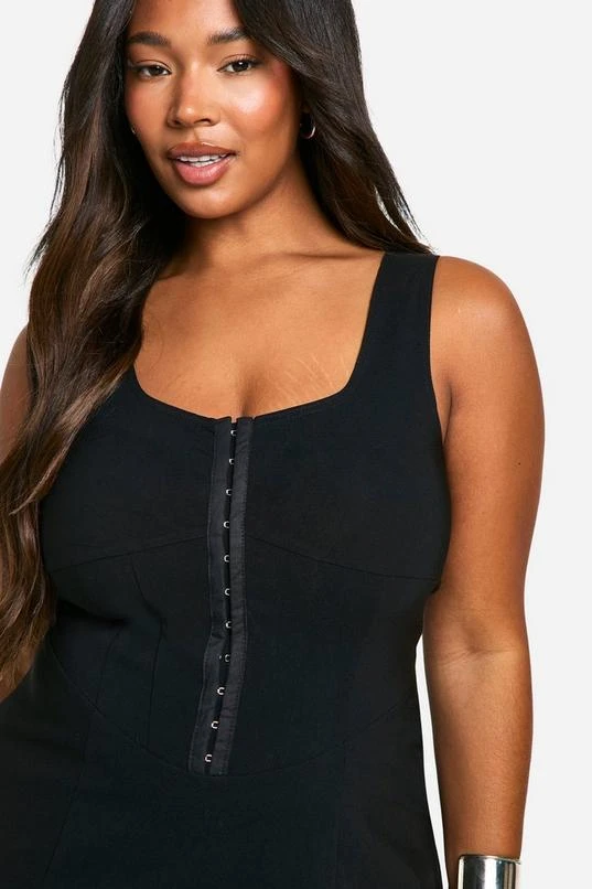 BOOHOO Plus Woven Stretch Corset Detail Floaty Midi Dress 4 BOOHOO Plus Woven Stretch Corset Detail Floaty Midi Dress - Image 4