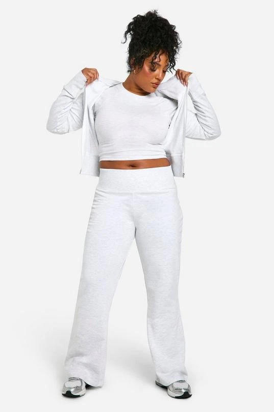 BOOHOO Plus Fitted Hoodie And Yoga Pant 3 Piece Tracksuit 1 BOOHOO Plus Fitted Hoodie And Yoga Pant 3 Piece Tracksuit