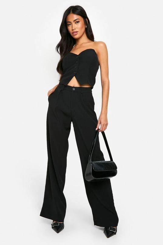 BOOHOO Bandeau Corset Style Waistcoat 3 BOOHOO Bandeau Corset Style Waistcoat - Image 3