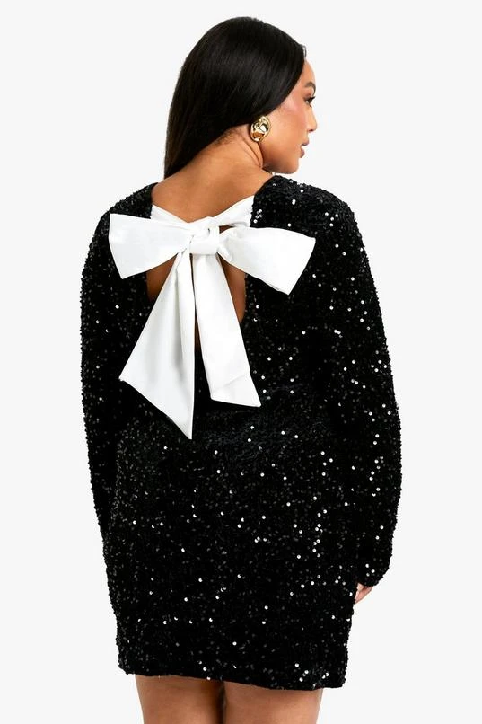 BOOHOO Plus Sequin Velvet Bow Back Shift Dress 2 BOOHOO Plus Sequin Velvet Bow Back Shift Dress - Image 2