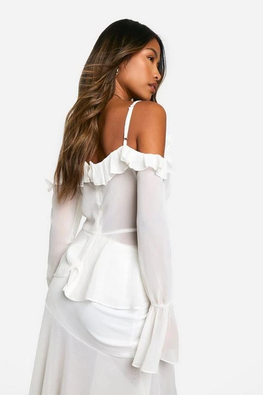 BOOHOO Chiffon Cold Shoulder Ruffle Blouse 2 BOOHOO Chiffon Cold Shoulder Ruffle Blouse - Image 2