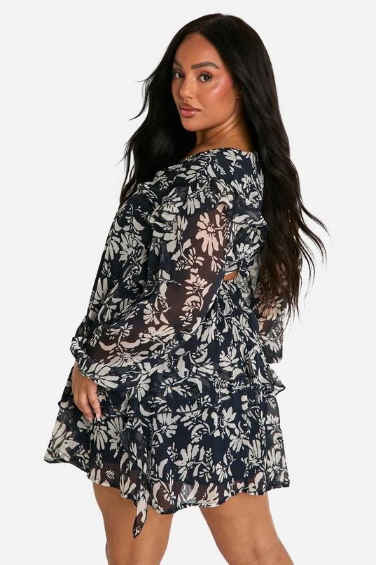 BOOHOO Plus Printed Crinkle Chiffon Ruffle Smock Dress 2 BOOHOO Plus Printed Crinkle Chiffon Ruffle Smock Dress - Image 2