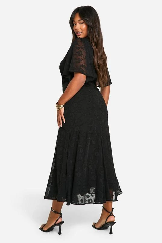 BOOHOO Plus Jacquard Floral Angel Sleeve Midi Dress 2 BOOHOO Plus Jacquard Floral Angel Sleeve Midi Dress - Image 2