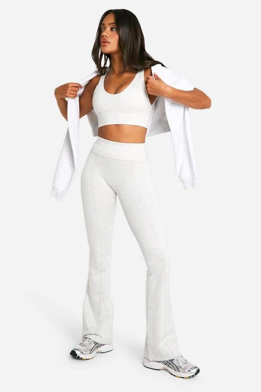 BOOHOO Dsgn Studio Supersoft Sculpt Flared Legging 1 BOOHOO Dsgn Studio Supersoft Sculpt Flared Legging