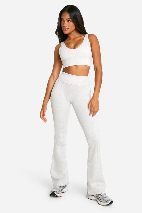 BOOHOO Dsgn Studio Supersoft Sculpt Flared Legging 3 BOOHOO Dsgn Studio Supersoft Sculpt Flared Legging - Image 3