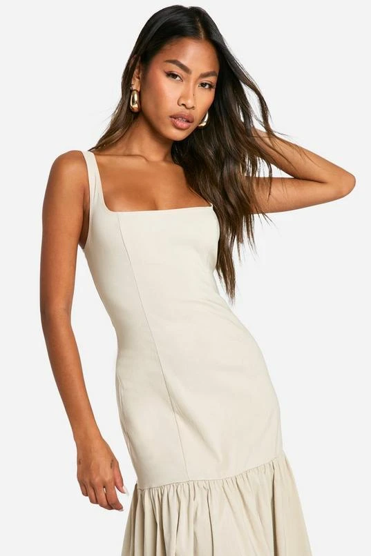 BOOHOO Bengaline Square Neck Maxi Skater Dress 4 BOOHOO Bengaline Square Neck Maxi Skater Dress - Image 4