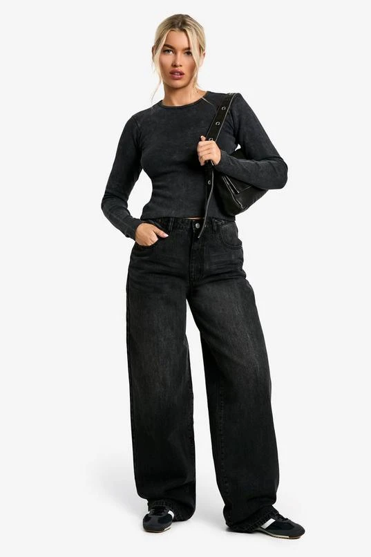 BOOHOO Acid Wash Back Cut Out Long Sleeve Top 3 BOOHOO Acid Wash Back Cut Out Long Sleeve Top - Image 3