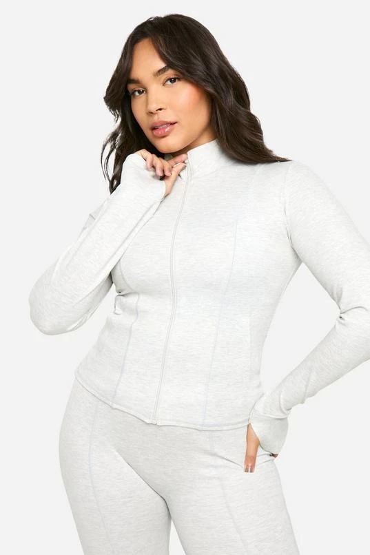 BOOHOO Plus Dsgn Studio Supersoft Sculpt Zip Through Jacket 1 BOOHOO Plus Dsgn Studio Supersoft Sculpt Zip Through Jacket
