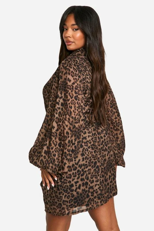 BOOHOO Plus Leopard Print Blouson Sleeve Wrap Dress 2 BOOHOO Plus Leopard Print Blouson Sleeve Wrap Dress - Image 2