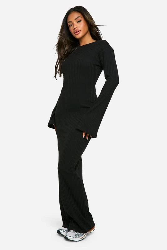 BOOHOO Wide Rib Flare Sleeve Maxi Dress 3 BOOHOO Wide Rib Flare Sleeve Maxi Dress - Image 3