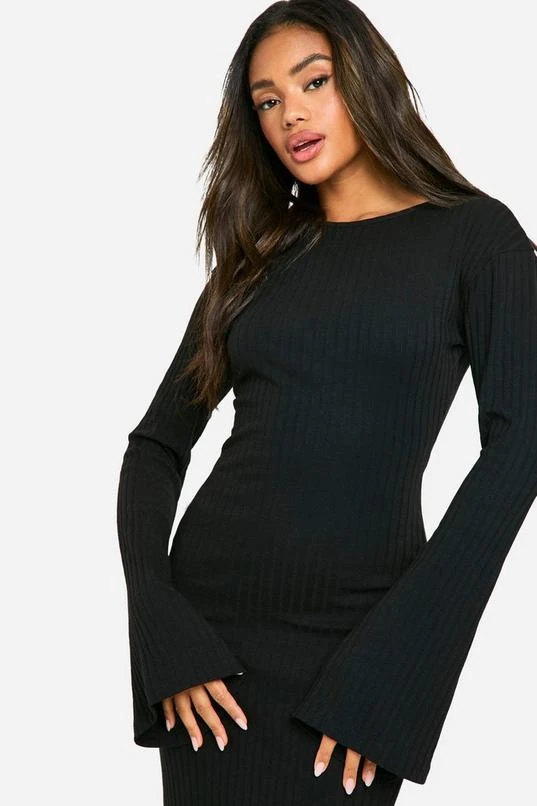 BOOHOO Wide Rib Flare Sleeve Maxi Dress 4 BOOHOO Wide Rib Flare Sleeve Maxi Dress - Image 4