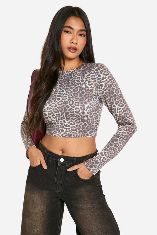 BOOHOO Basic Animal Print Cotton Long Sleeve Asymmetric Top 1 BOOHOO Basic Animal Print Cotton Long Sleeve Asymmetric Top