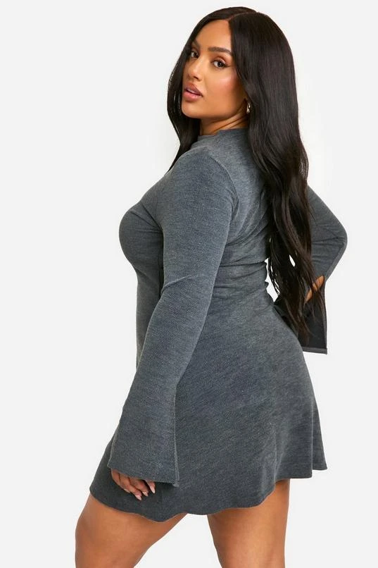 BOOHOO Plus Two Tone Rib Flared Sleeve Smock Dress 2 BOOHOO Plus Two Tone Rib Flared Sleeve Smock Dress - Image 2