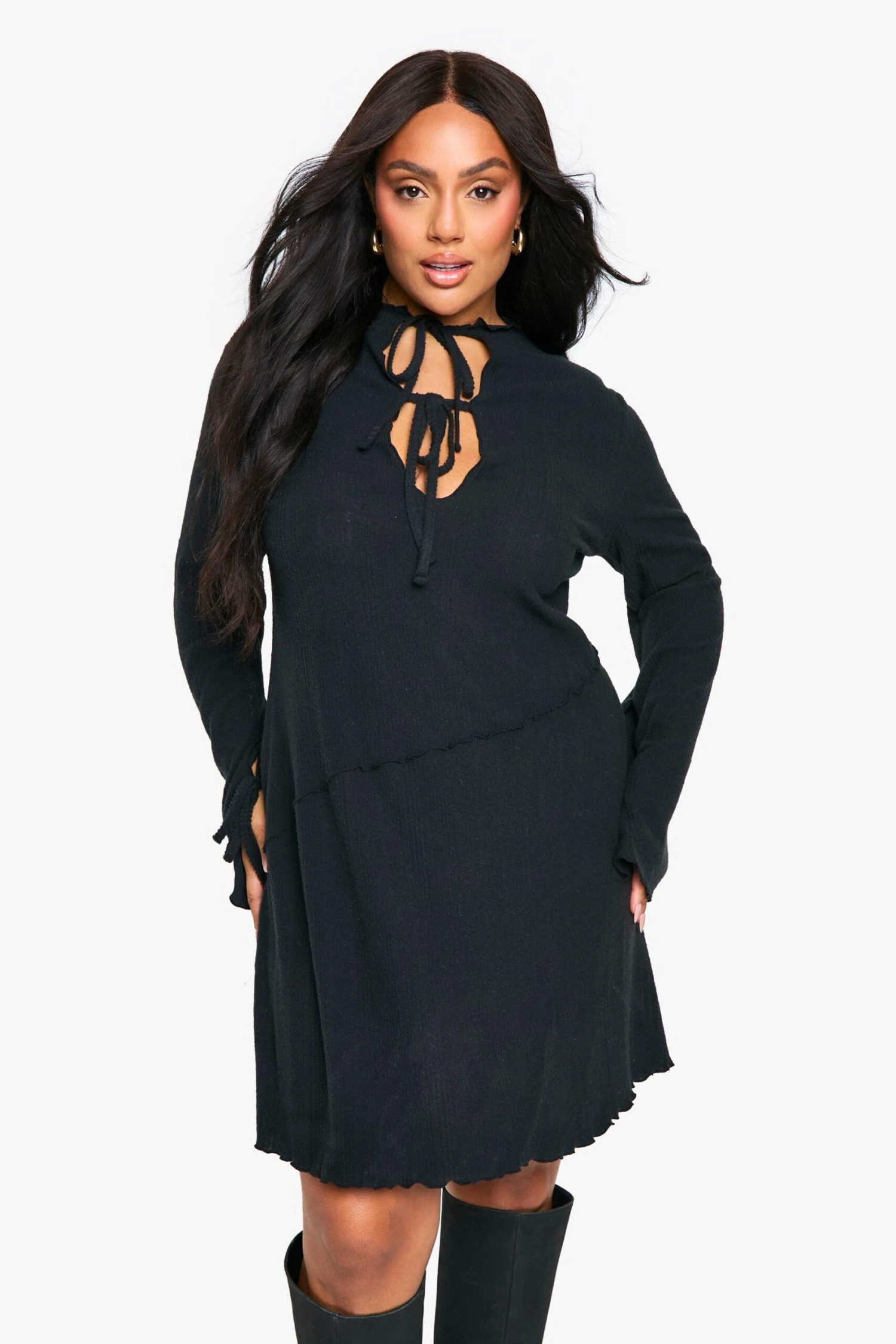 BOOHOO Plus Rib Keyhole Tie Detail Shift Dress 5 BOOHOO Plus Rib Keyhole Tie Detail Shift Dress - Image 5