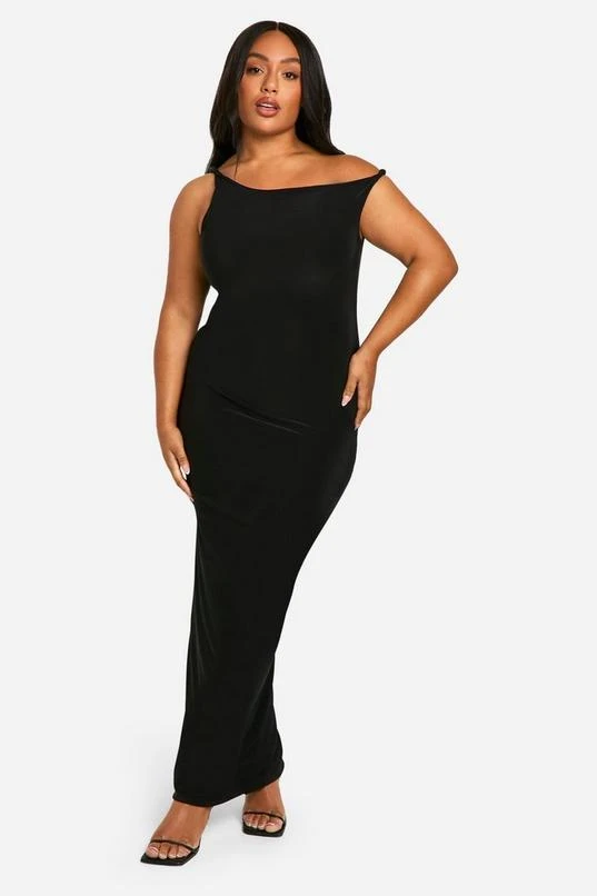 BOOHOO Plus Slinky Twist Shoulder Maxi Dress 1 BOOHOO Plus Slinky Twist Shoulder Maxi Dress