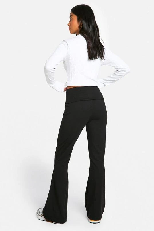 BOOHOO Petite Cotton Jersey Folded Waistband Yoga Flares 2 BOOHOO Petite Cotton Jersey Folded Waistband Yoga Flares - Image 2