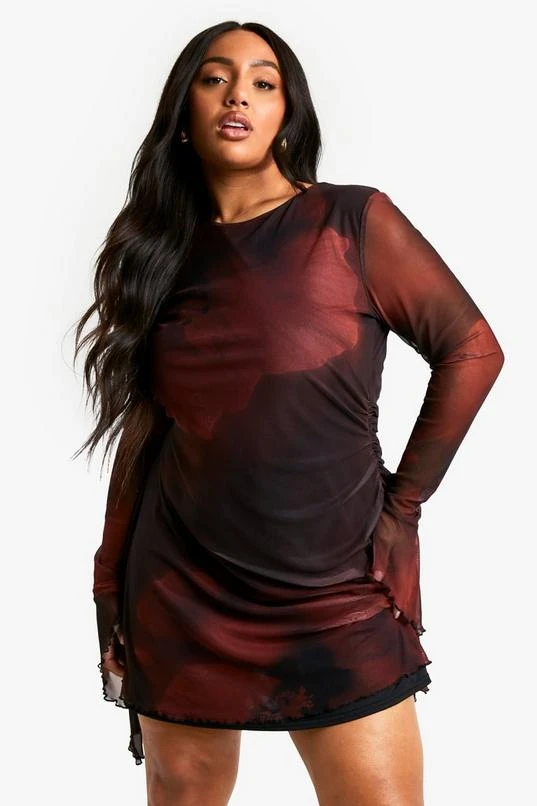 BOOHOO Plus Blurred Floral Flared Sleeve Shift Dress 1 BOOHOO Plus Blurred Floral Flared Sleeve Shift Dress