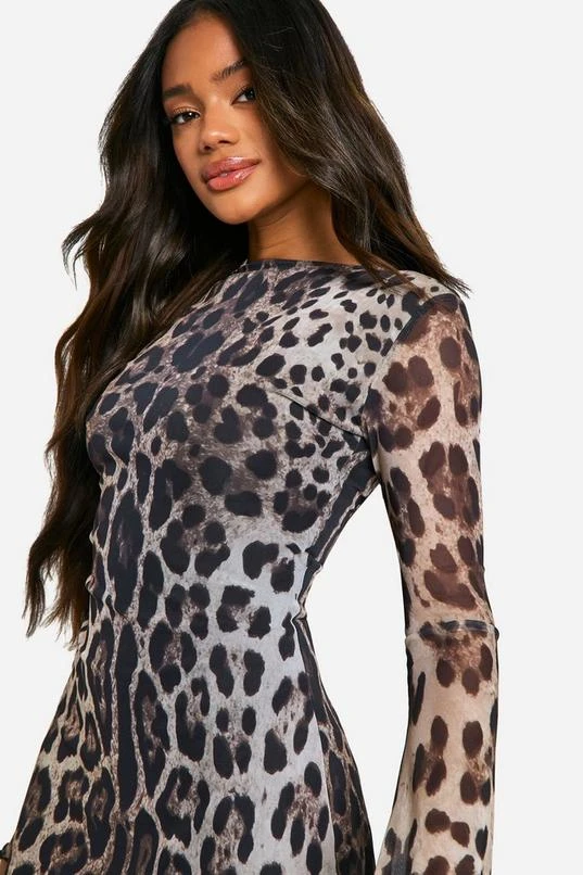 BOOHOO Leopard Mesh Flare Sleeve Mini Dress 4 BOOHOO Leopard Mesh Flare Sleeve Mini Dress - Image 4