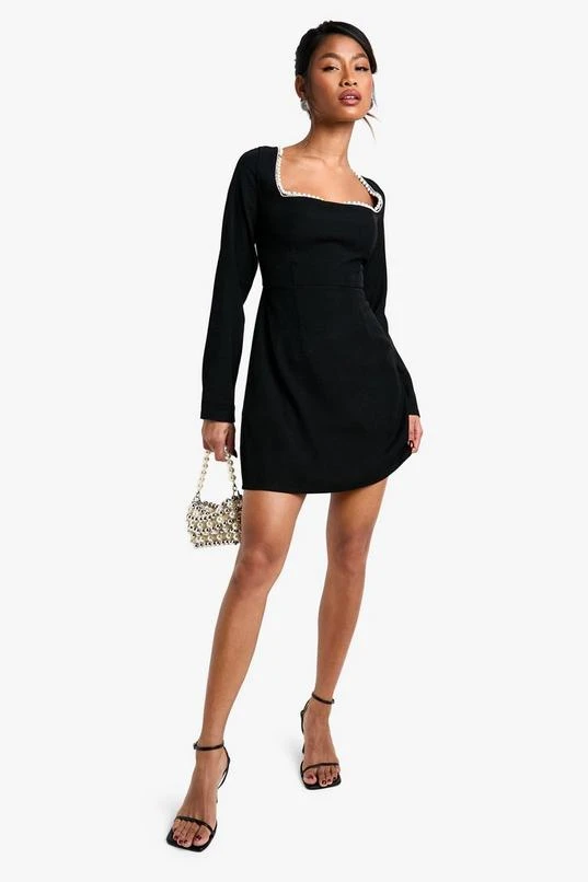 BOOHOO Woven Crepe Pearl Trim Square Neck Structured Mini Dress 3 BOOHOO Woven Crepe Pearl Trim Square Neck Structured Mini Dress - Image 3