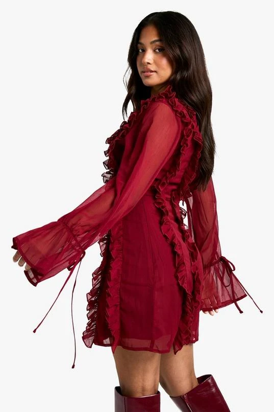 BOOHOO Petite Crinkle Chiffon Ruffle Shift Dress 2 BOOHOO Petite Crinkle Chiffon Ruffle Shift Dress - Image 2