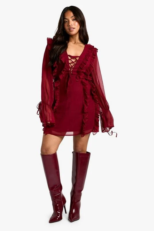 BOOHOO Petite Crinkle Chiffon Ruffle Shift Dress 3 BOOHOO Petite Crinkle Chiffon Ruffle Shift Dress - Image 3