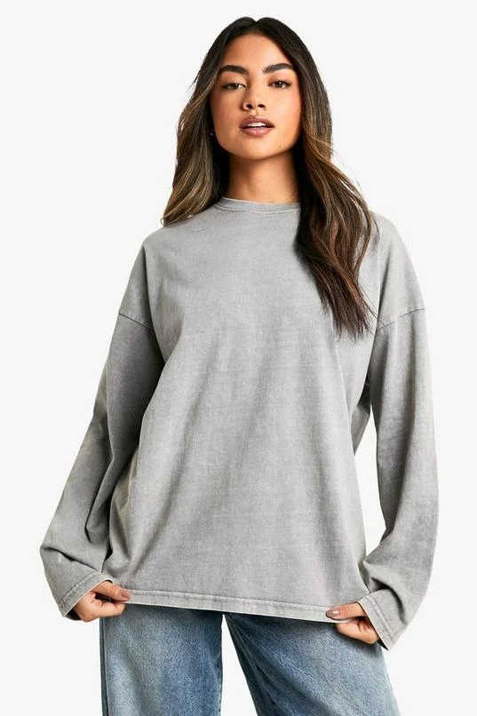 BOOHOO Acid Wash Oversized Long Sleeve Top 1 BOOHOO Acid Wash Oversized Long Sleeve Top