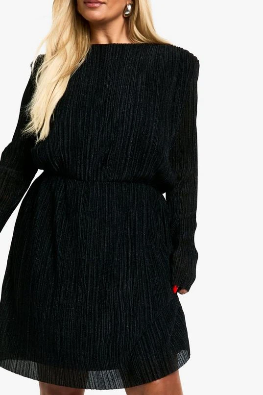 BOOHOO Plus Pleated Metallic Ruched Skater Dress 4 BOOHOO Plus Pleated Metallic Ruched Skater Dress - Image 4