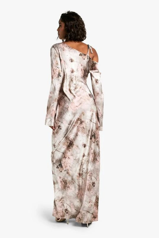 BOOHOO Tall Drape Shoulder Abstract Maxi Dress 2 BOOHOO Tall Drape Shoulder Abstract Maxi Dress - Image 2
