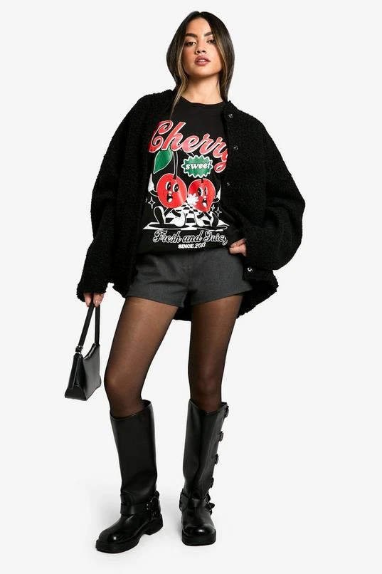 BOOHOO Cherry Sweet Oversized T-shirt 3 BOOHOO Cherry Sweet Oversized T-shirt - Image 3