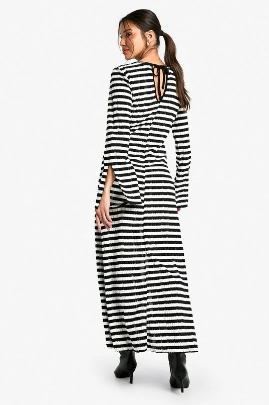 BOOHOO Textured Stripe Flare Sleeve Midi Dress 2 BOOHOO Textured Stripe Flare Sleeve Midi Dress - Image 2