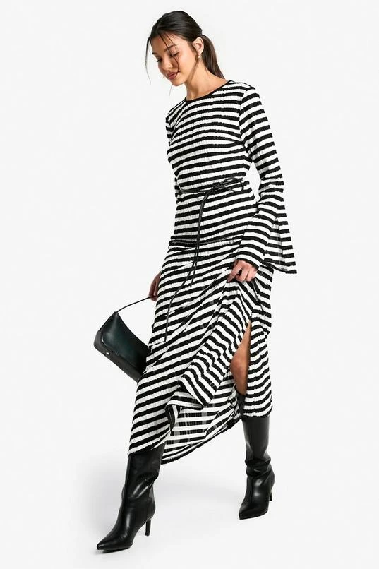 BOOHOO Textured Stripe Flare Sleeve Midi Dress 3 BOOHOO Textured Stripe Flare Sleeve Midi Dress - Image 3