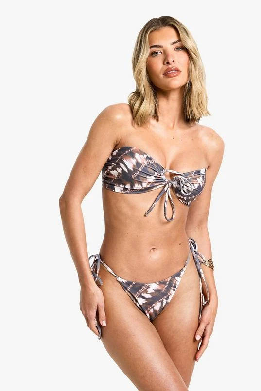 BOOHOO Tie Dye Print Tie Front Bandeau Bikini Top 3 BOOHOO Tie Dye Print Tie Front Bandeau Bikini Top - Image 3