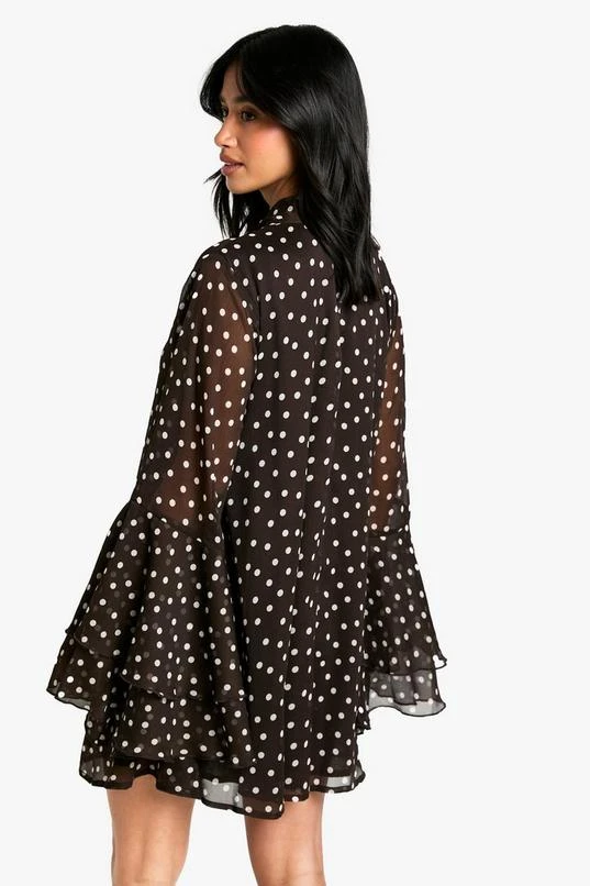 BOOHOO Petite Polkadot Flare Sleeve Chiffon Smock Dress 2 BOOHOO Petite Polkadot Flare Sleeve Chiffon Smock Dress - Image 2