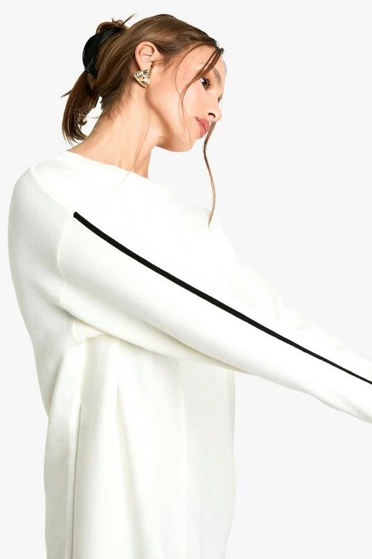 BOOHOO Side Stripe Knitted Dress 4 BOOHOO Side Stripe Knitted Dress - Image 4