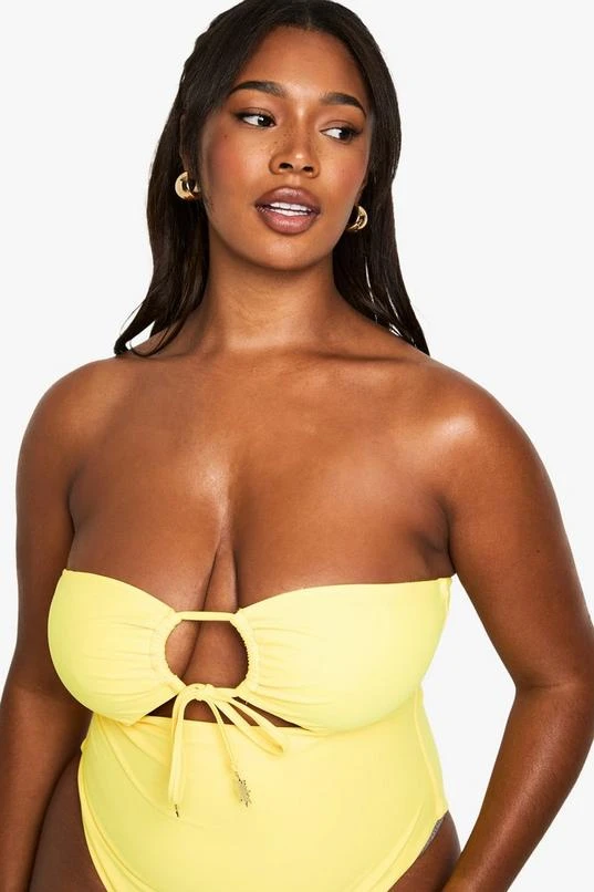 BOOHOO Plus Sunshine Trim Cut Out Bandeau Swimsuit 4 BOOHOO Plus Sunshine Trim Cut Out Bandeau Swimsuit - Image 4