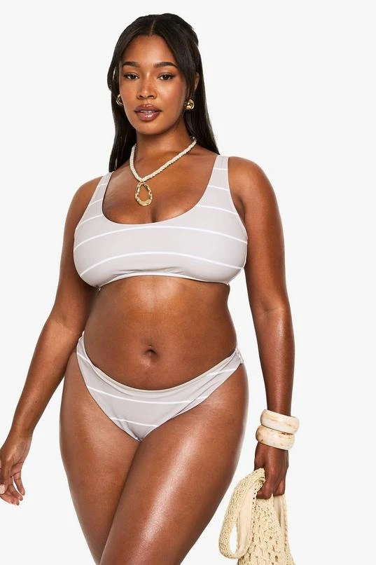BOOHOO Plus Swimwear Essentials Stripe Scoop Bikini Top 1 BOOHOO Plus Swimwear Essentials Stripe Scoop Bikini Top